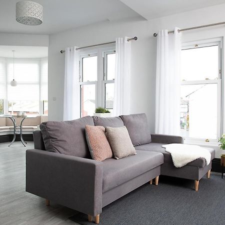 Beautiful First Floor Apartment Poulton-le-Fylde Dış mekan fotoğraf