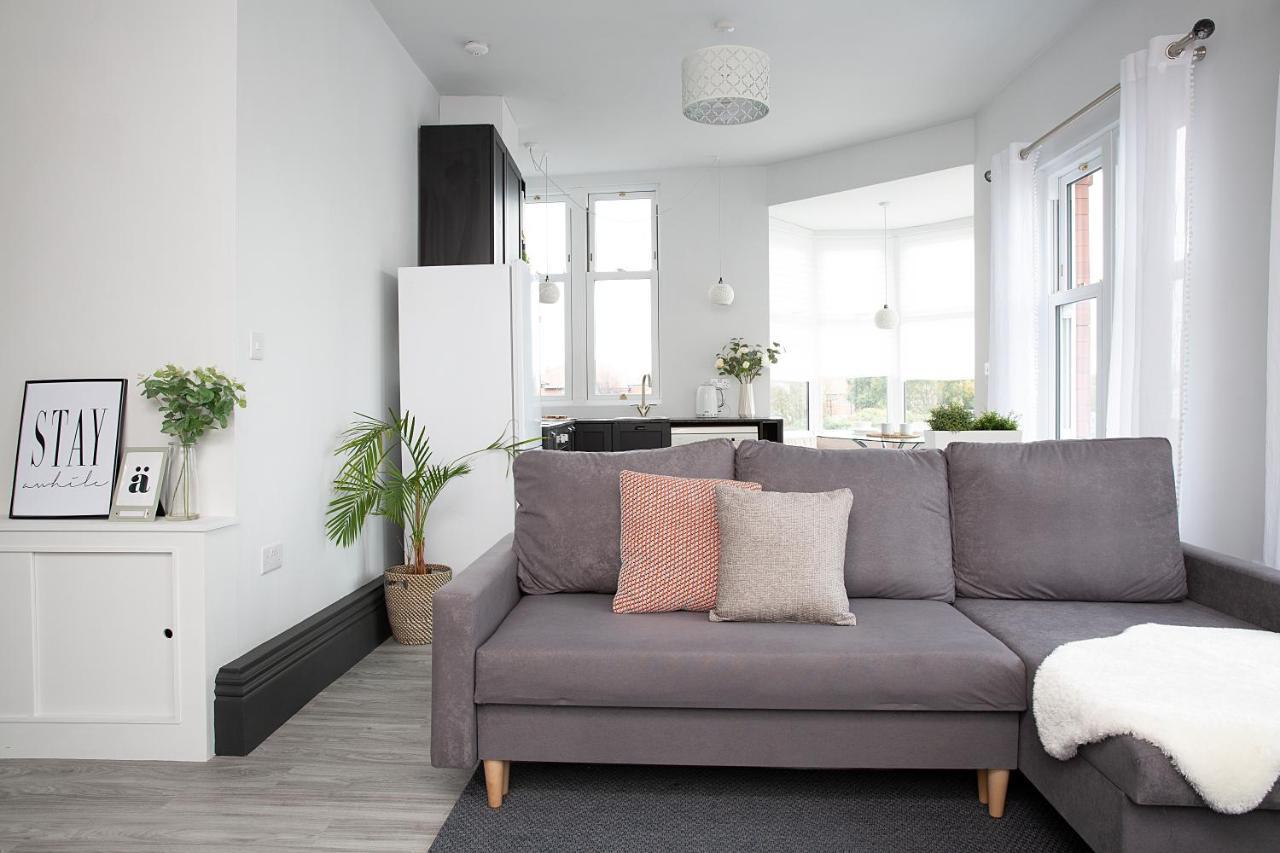 Beautiful First Floor Apartment Poulton-le-Fylde Dış mekan fotoğraf
